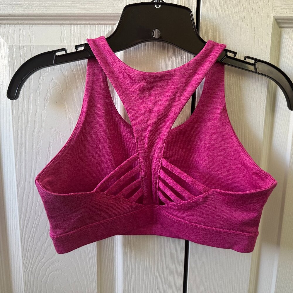 NWOT Peloton Women's Heathered Strappy‎ Sports Bra - Size M - Fuchsia Pink